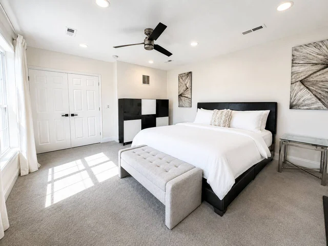 Bedroom 1 image 1
