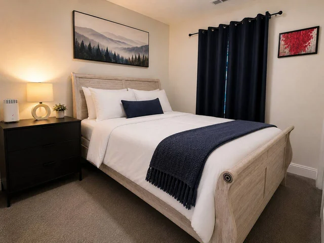 Bedroom 3 image 1