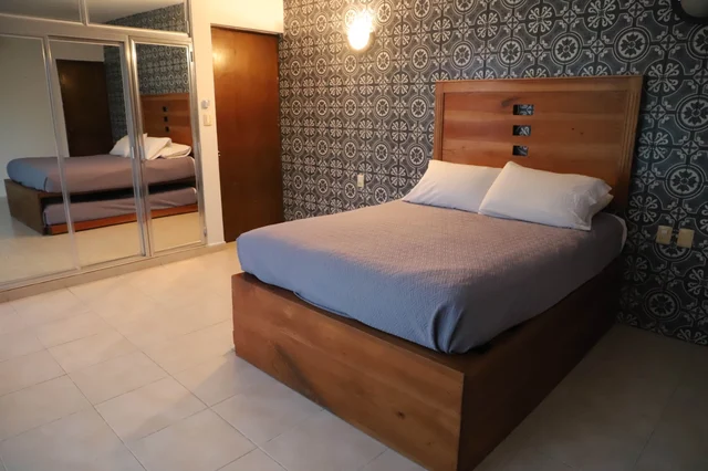 Bedroom 1 image 1