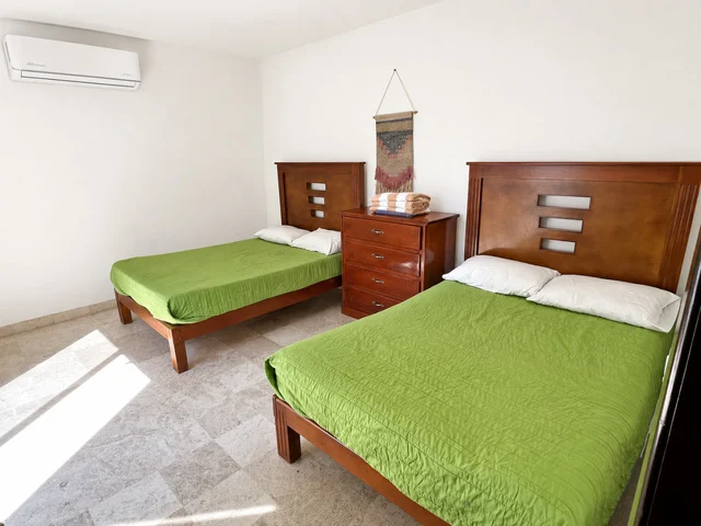 Bedroom 1 image 1