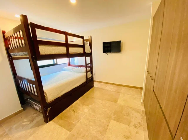 Bedroom 1 image 1
