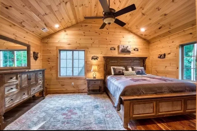 Bedroom 1 image 1