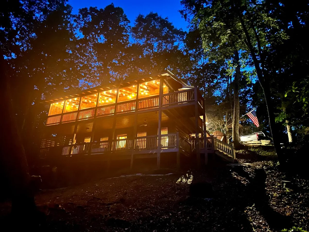 Property in Blue Ridge property photo 2