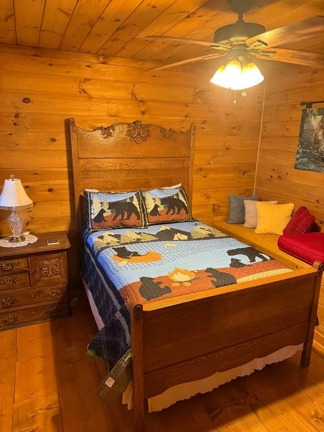 Bedroom 3 image 1