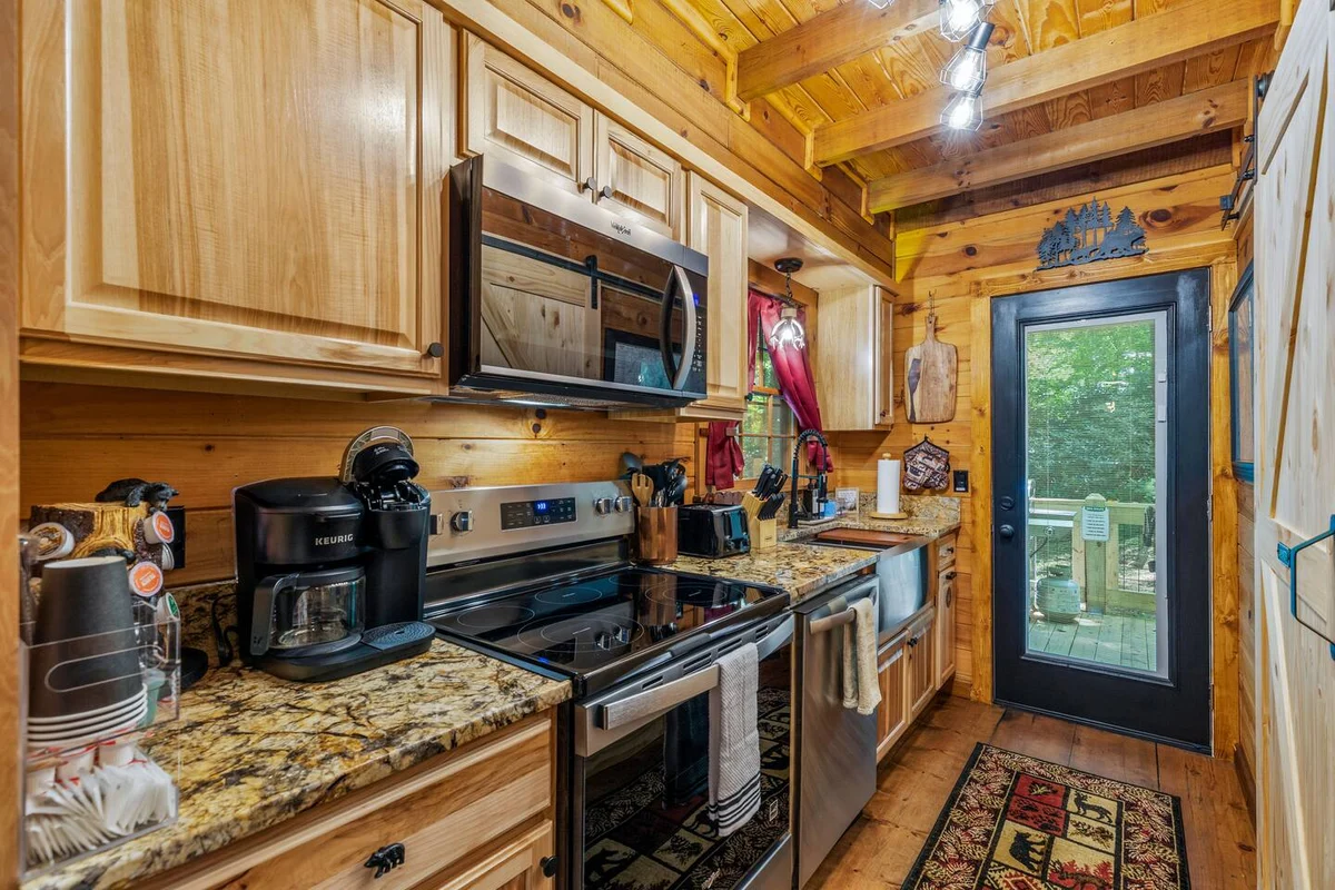 Property in Blue Ridge property photo 5