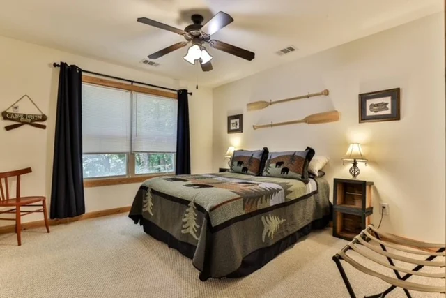 Bedroom 5 image 1