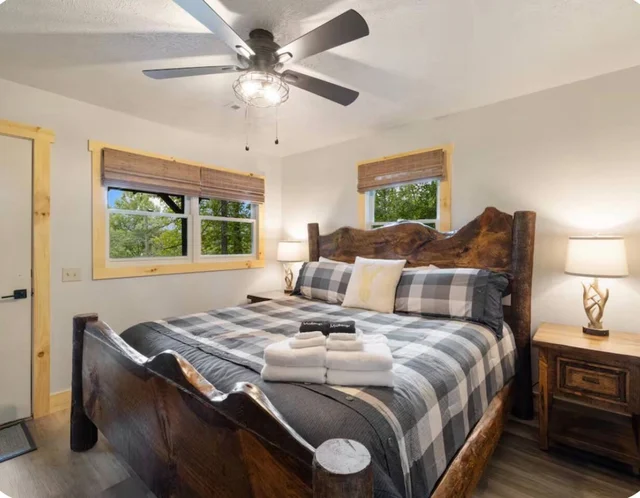 Bedroom 1 image 1