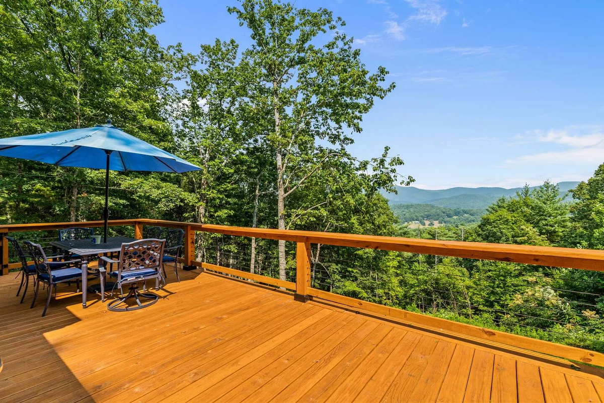 Self Mountain Vista property photo 5