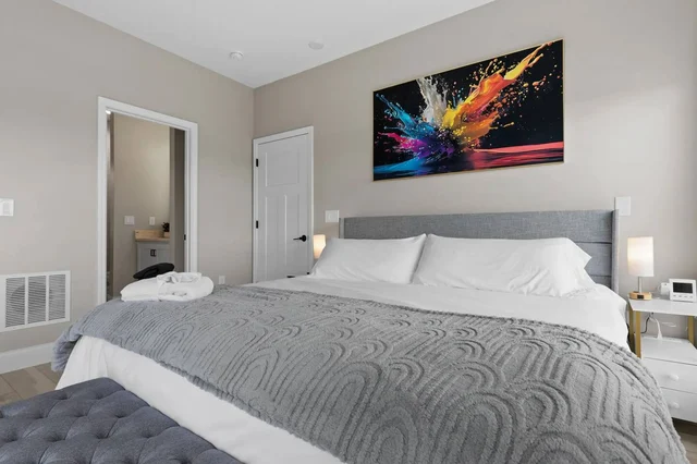 Bedroom 3 image 1
