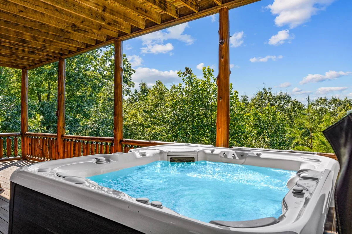 Luxury Log Cabin, Epic Views, Hot Tub property photo 3
