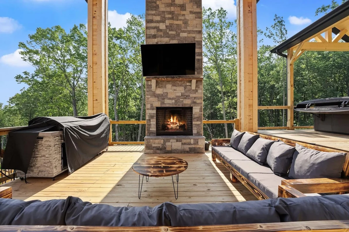 Views, Hot Tub, 2 Min to Winery, Game Room, Lux property photo 3