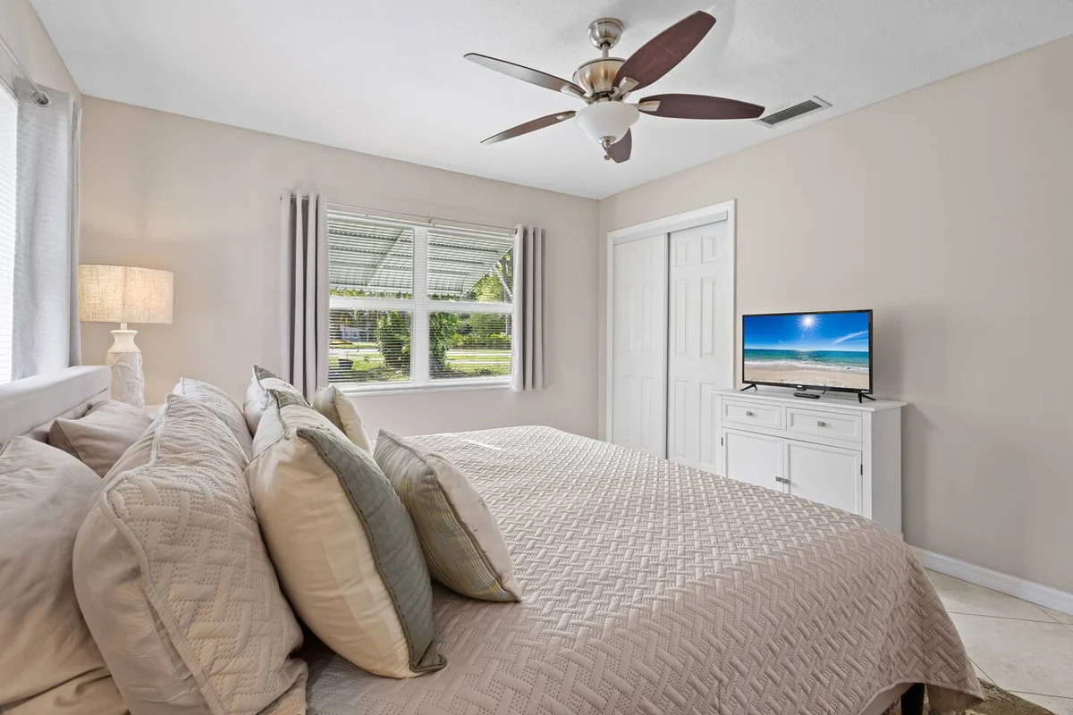 Cozy Coastal Fort Pierce Private Pool Home property photo 5