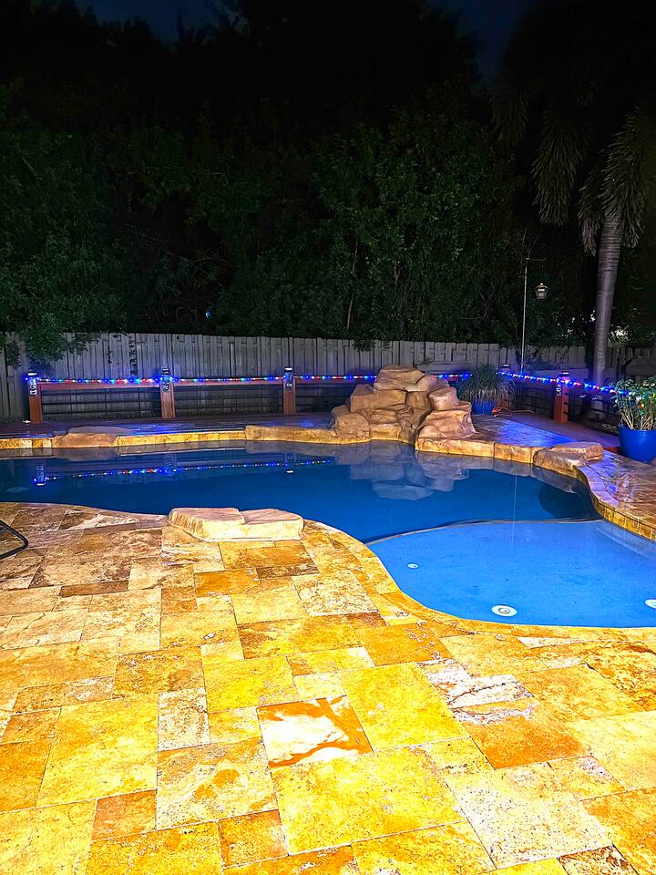 Palm Paradise - Family Pool Retreat property photo 4