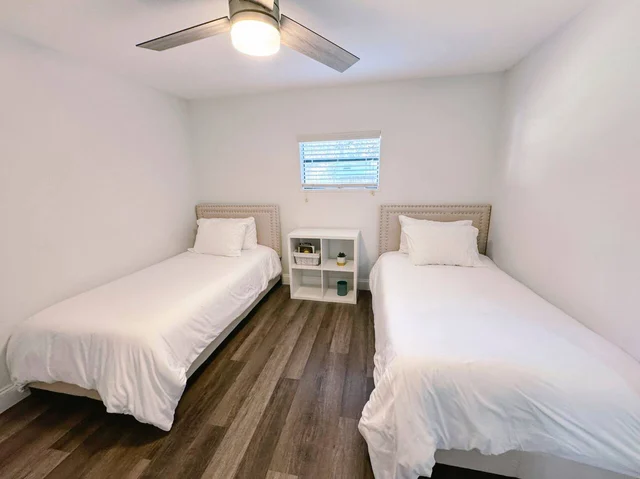Bedroom 3 image 1