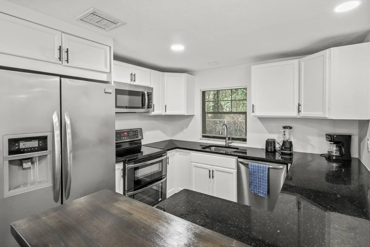 Vero Beach Paradise - Unit, Near DT & Beach property photo 3