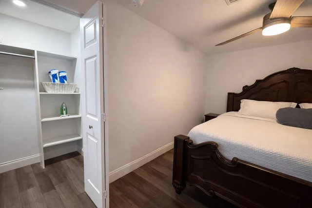 Bedroom 1 image 1