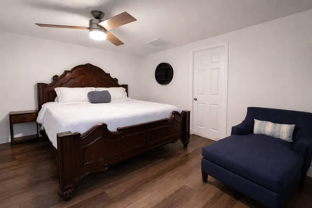 Bedroom 3 image 1