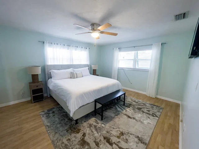 Bedroom 3 image 1