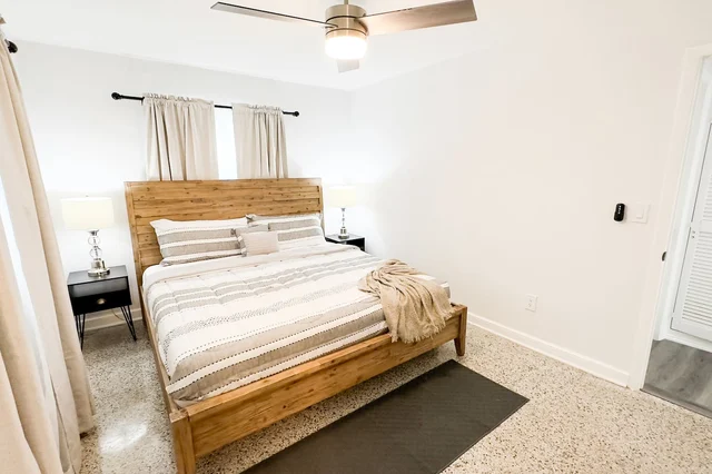Bedroom 1 image 1