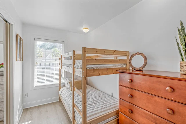Bedroom 3 image 1