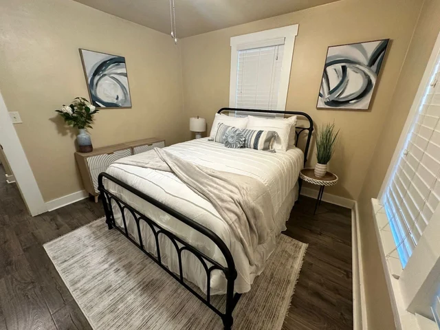 Bedroom 3 image 1