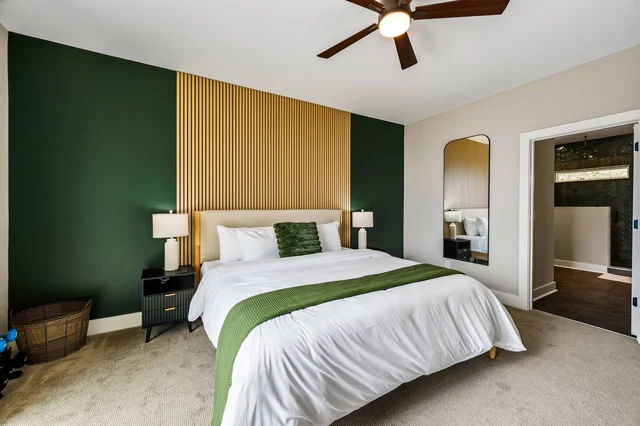 Bedroom 7 image 1