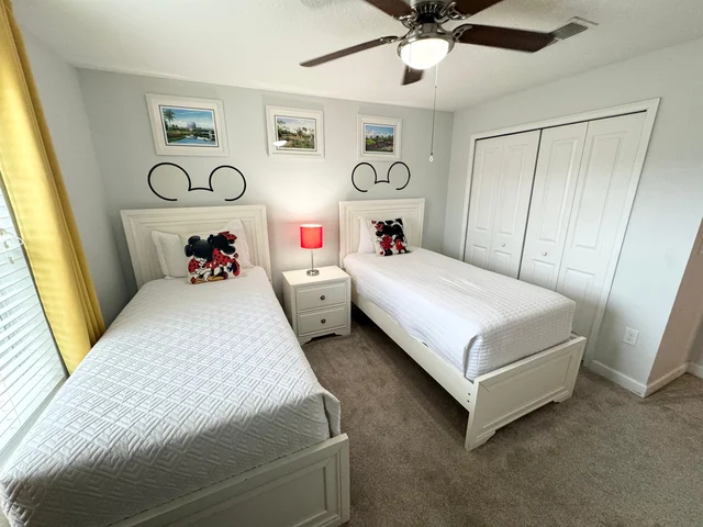 Bedroom 1 image 1