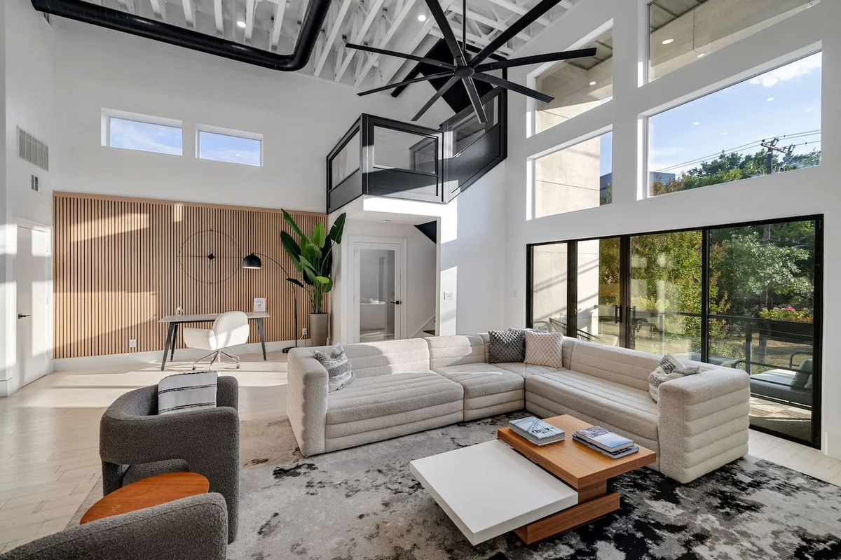 Ellum House property photo 3