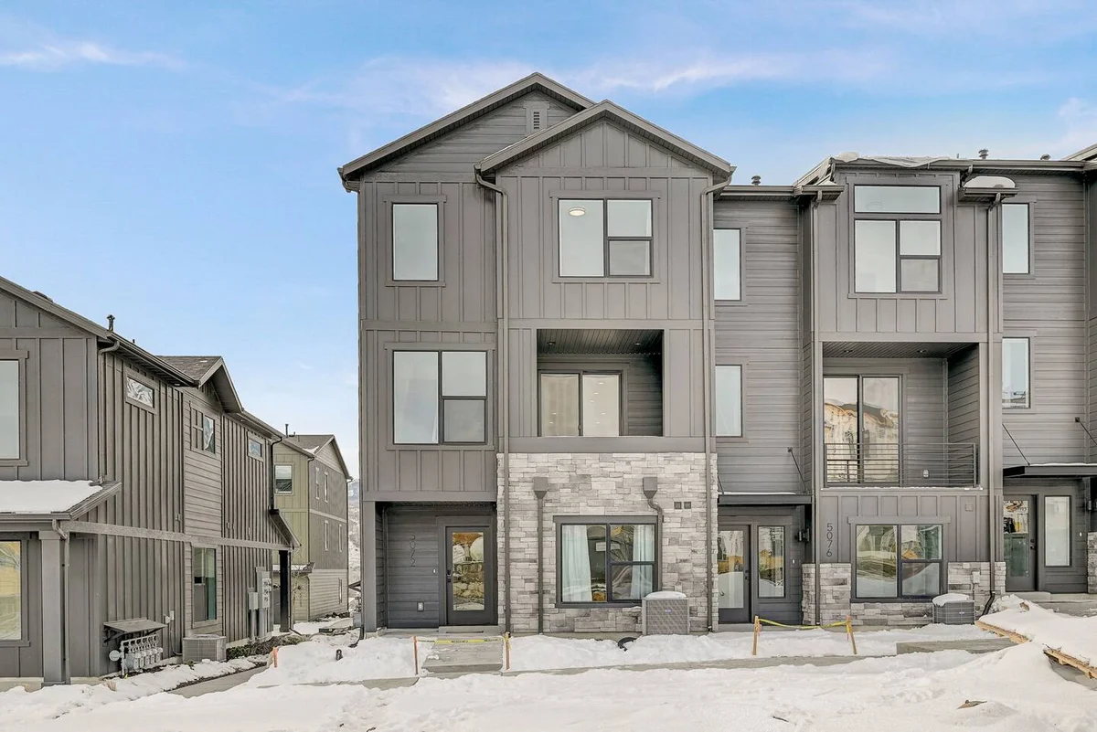 New Lux Mountain Townhome – 12 Min From Snowbasin property photo 3
