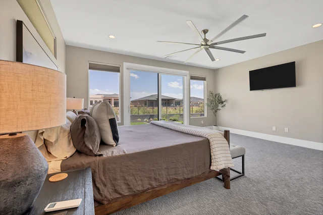 Bedroom 1 image 1