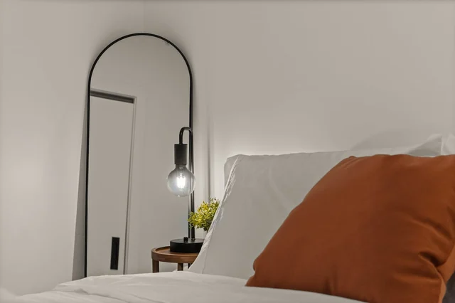 Bedroom 1 image 1