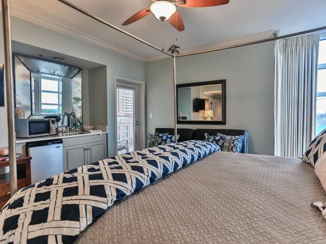 Condo in Destin property photo 39