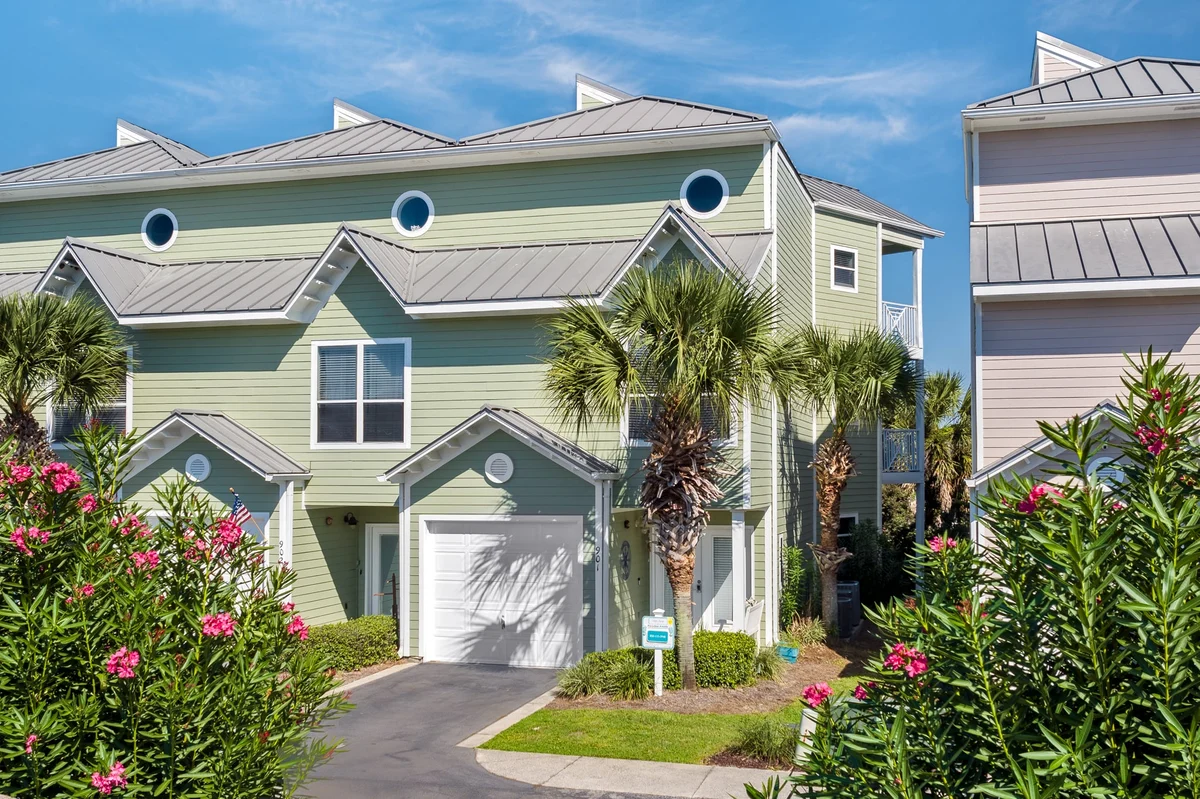 Townhome in Destin property photo 3