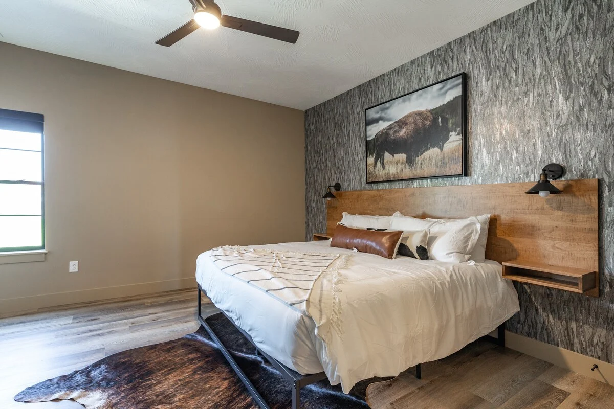 Bedroom 1 image 1