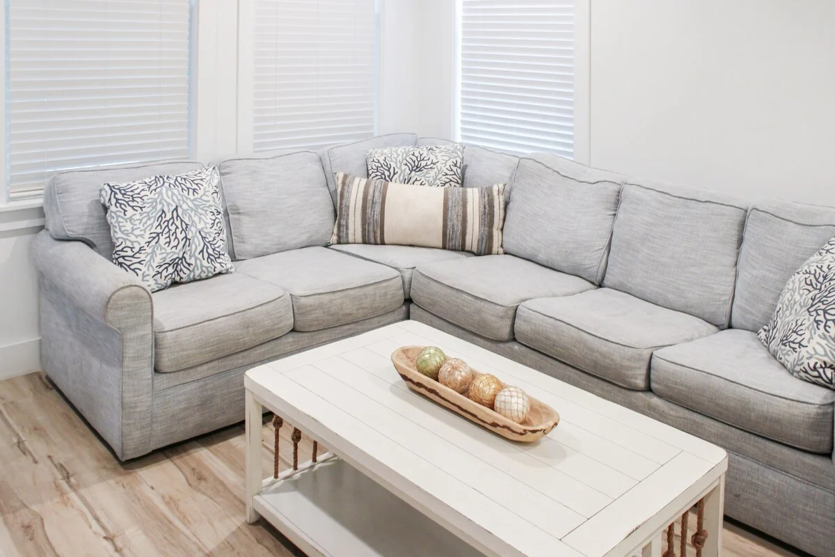 Living Room image 1