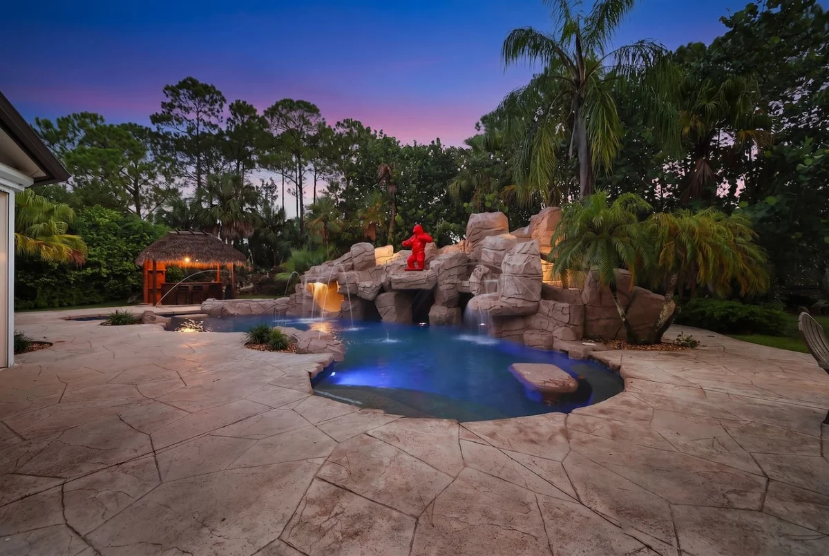 9-Hole Golf Estate, Pickleball, Lagoon & Spa property photo 3
