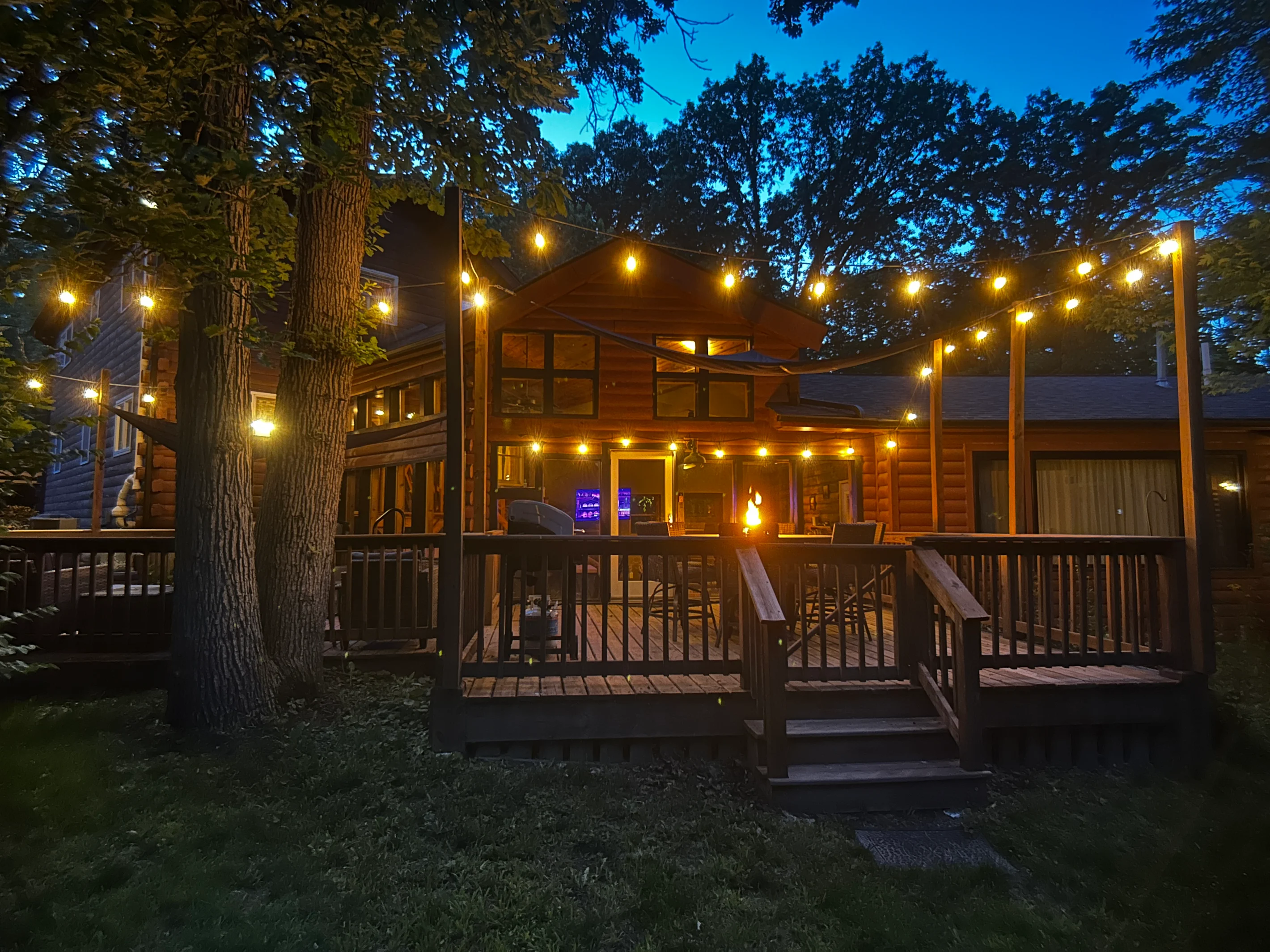 Log cabin at dusk, Yorkville IL
