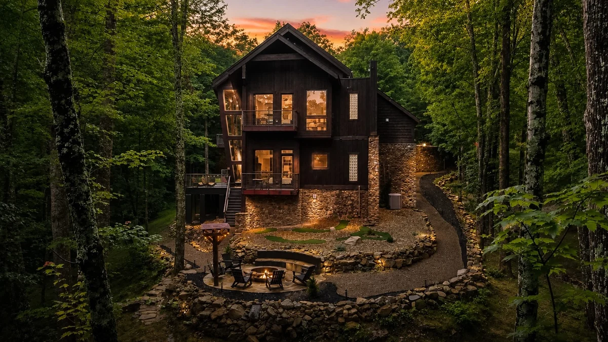 Home in Gatlinburg property photo 3
