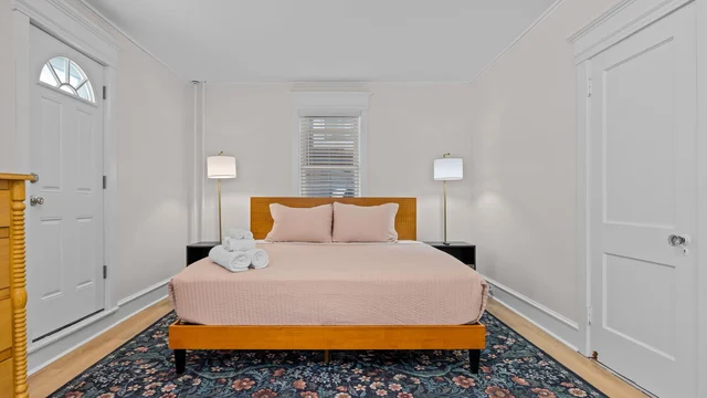 Bedroom image 1