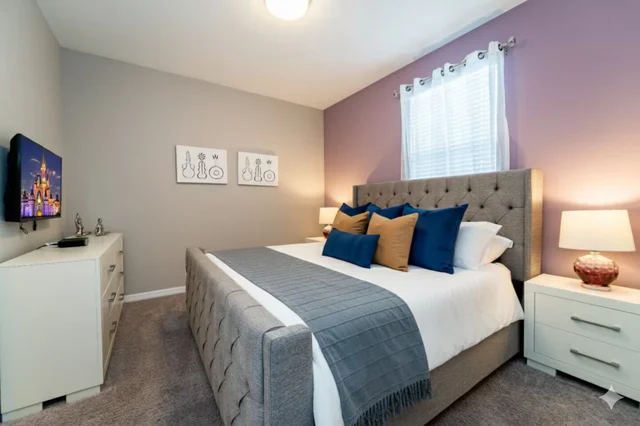 Bedroom 1 image 1