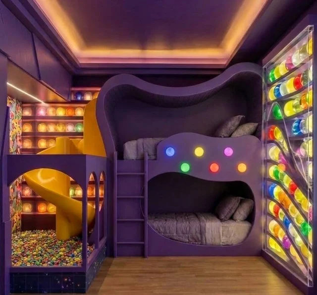 Bedroom 13 image 1