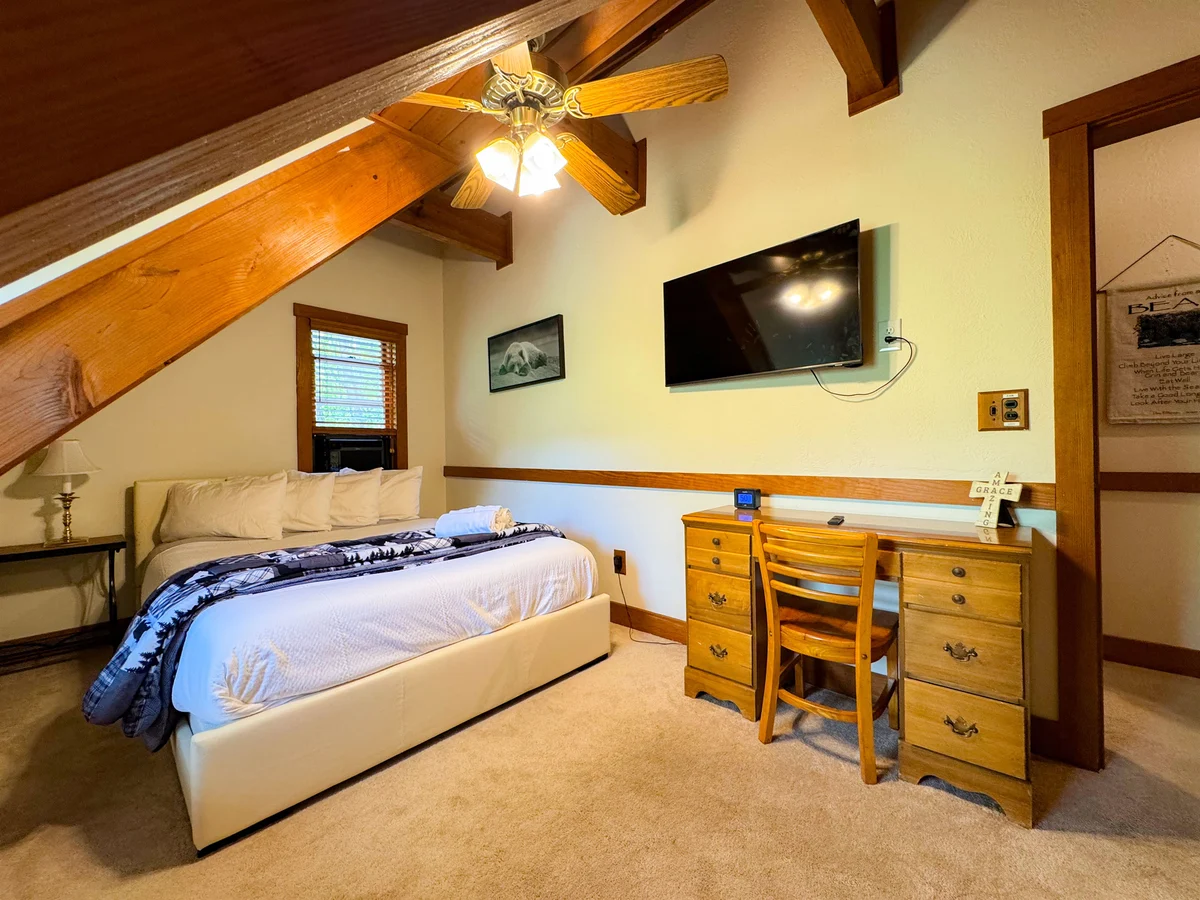 Bedroom 3 image 1