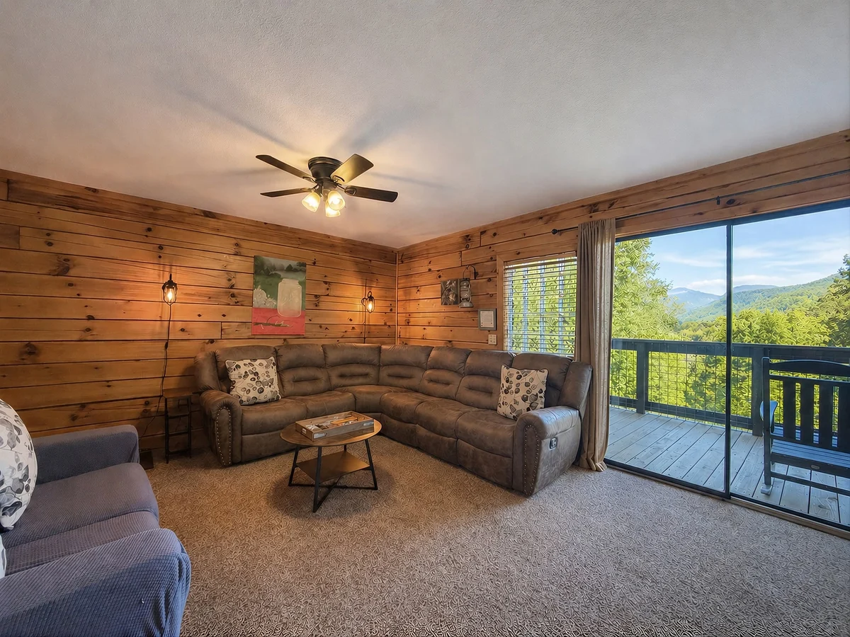Spectacular Valley Views property photo 2