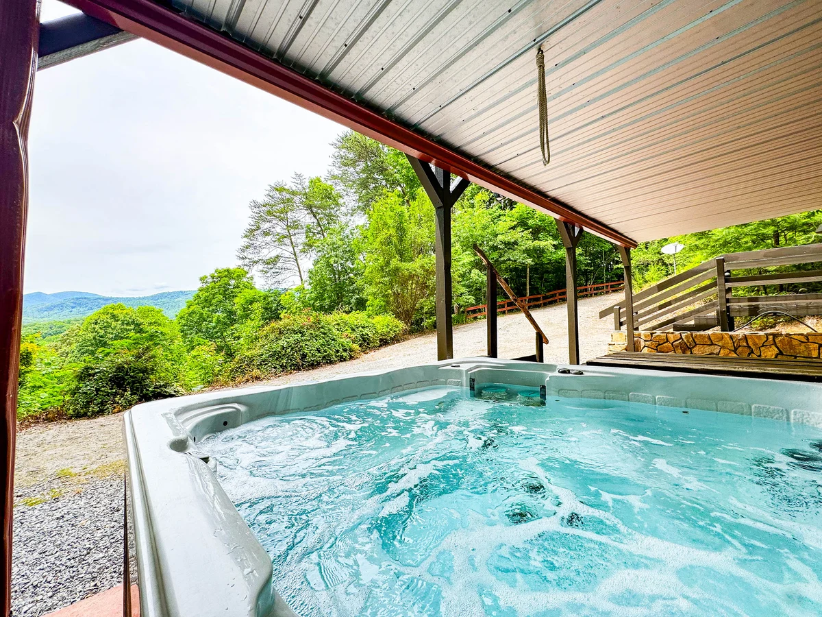 Spectacular Valley Views property photo 3