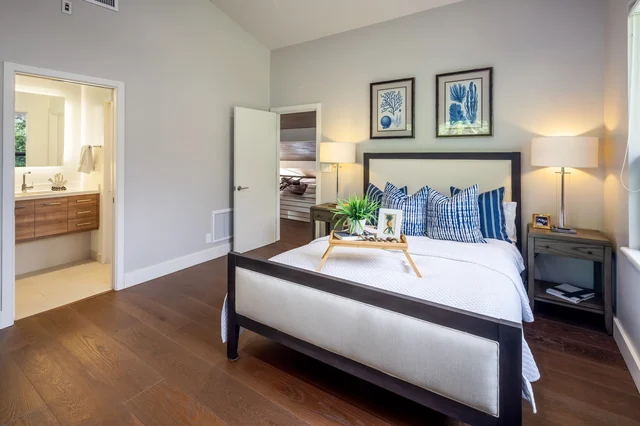 Guest Bedroom 3 image 1
