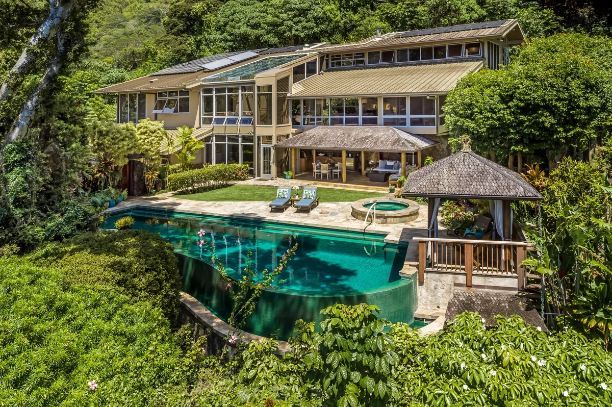 Manoa Royal Retreat property photo 2