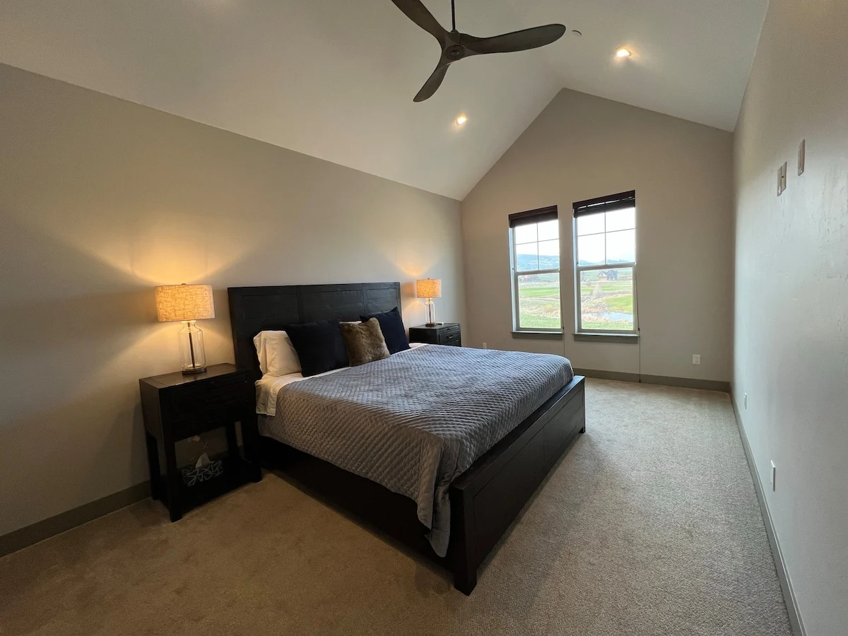 Bedroom 1 image 1