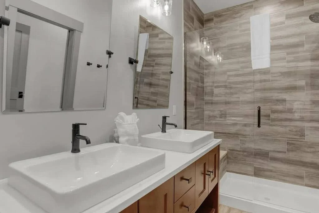 Townhome in Granby property photo 4