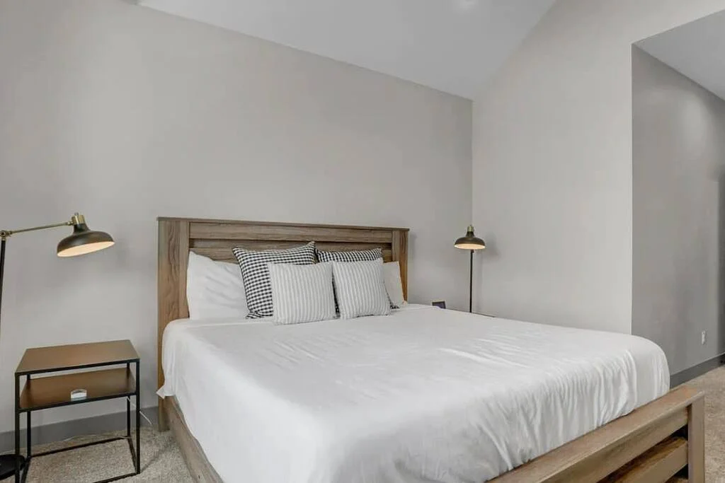 Townhome in Granby property photo 3