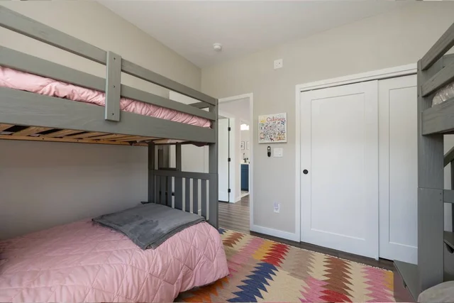 Bedroom image 1